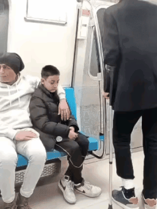 子不教，父之过，国外也坑爹～