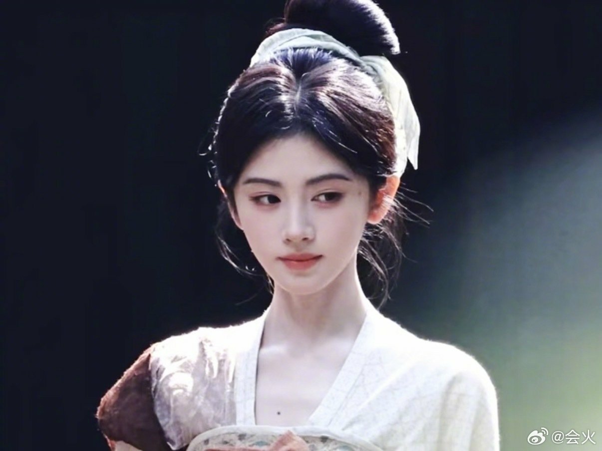 鞠婧祎种田文女主小鞠太美了