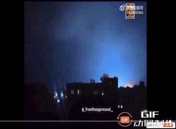 特拉维夫现在变成这样了。
没有灯光——是被炸停电了还是宵禁禁了灯光？
天空没有防