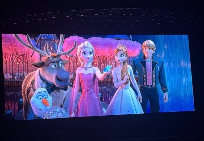 迪士尼D23D23现场展示了《冰雪奇缘3》的剧照 新造型！ 