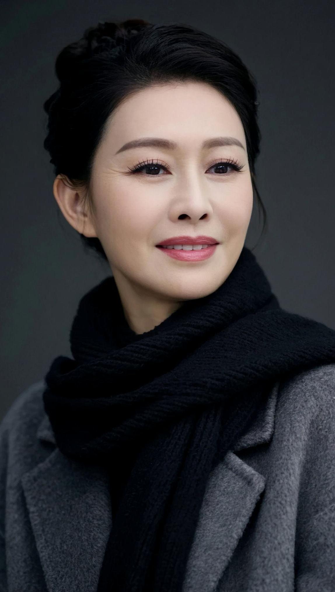 AI灰调氛围感写真 抖音ai创作