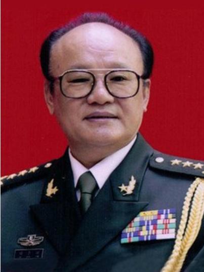 刘书田，男，汉族，1940年12月出生，山东省滕州市人，1958年12月参加中国