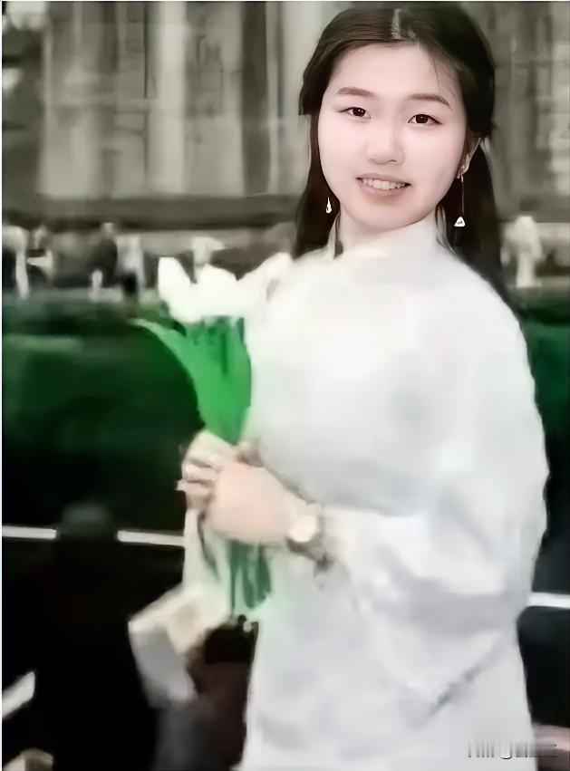 看了湘雅医院孙同学的事，让我明白了：

一，读书考研不要盲目追求什么“大牛导师”