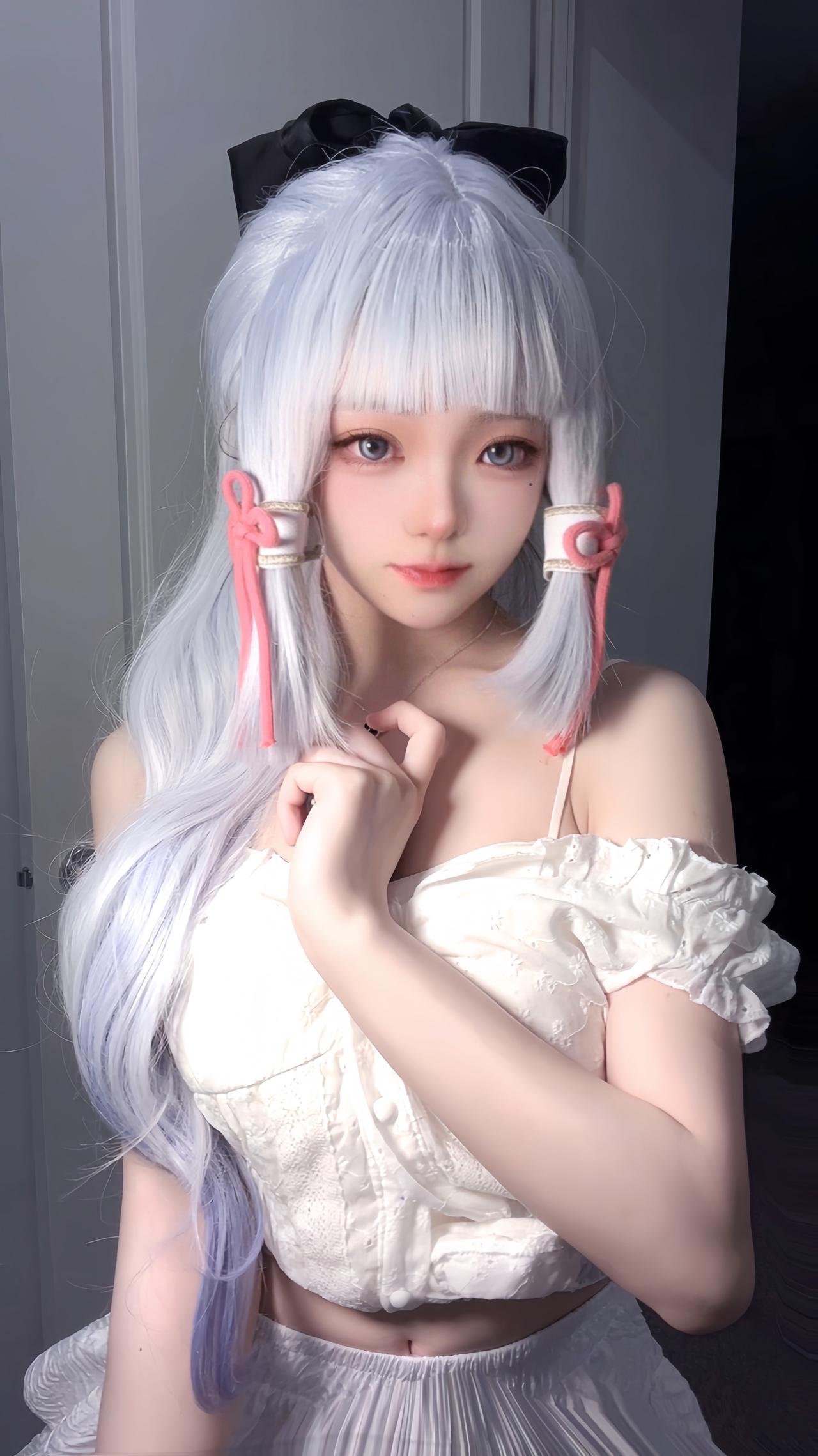 我是神里绫华的狗！
COSER：魈崽o3o#原神##游戏##二次元#