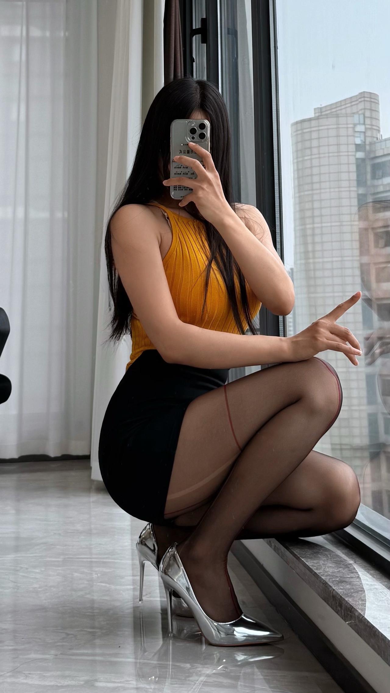 性感丰满 高跟鞋 辣妹穿搭 御姐