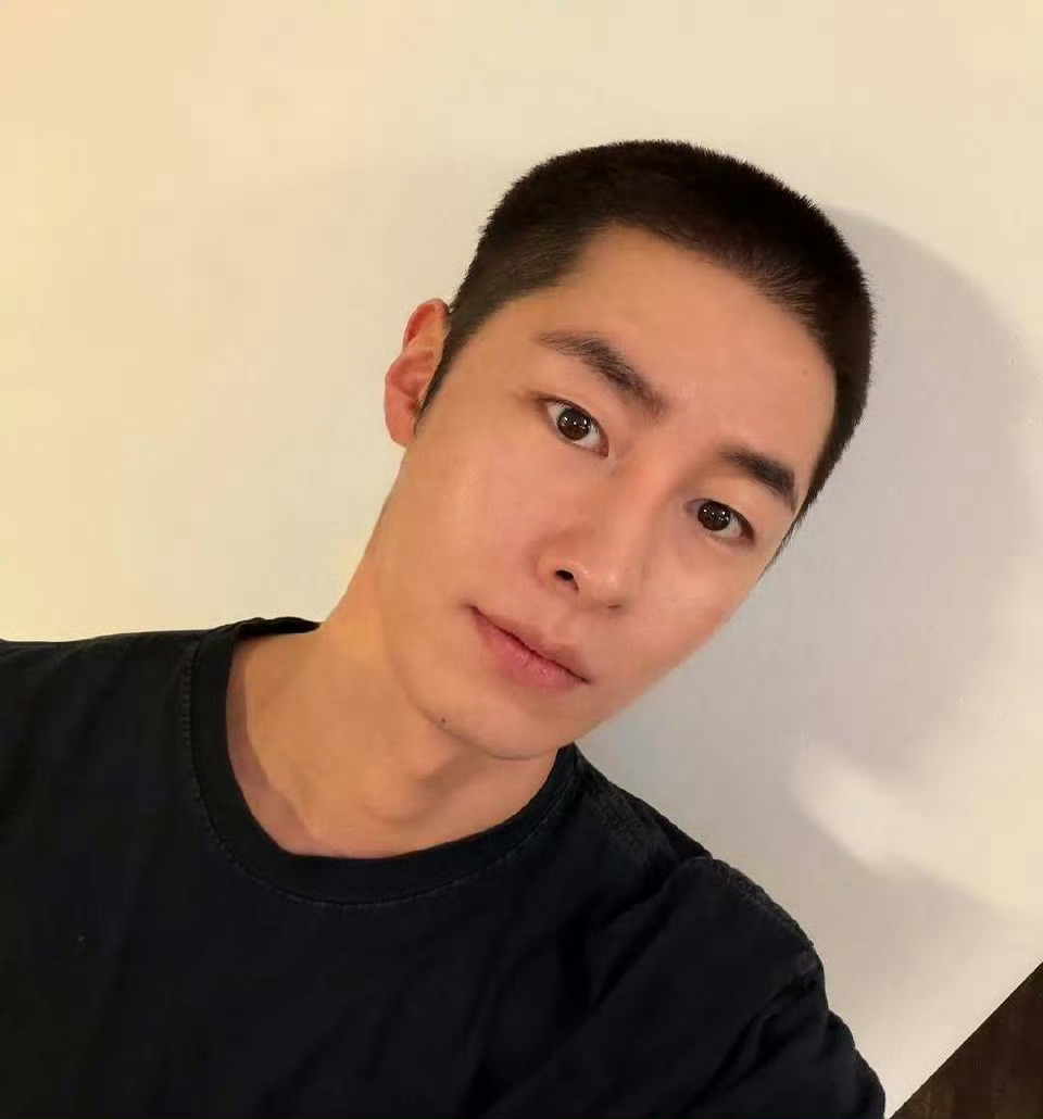 李宰旭将于今日入伍 