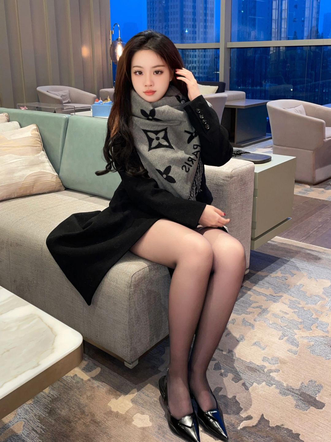 你说她像只狐狸 把别人蒙在鼓里