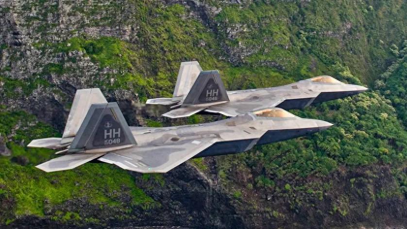 40架歼-20出动！美媒：中国250架战机搞军演，强度超越“红旗”？
 
这消息