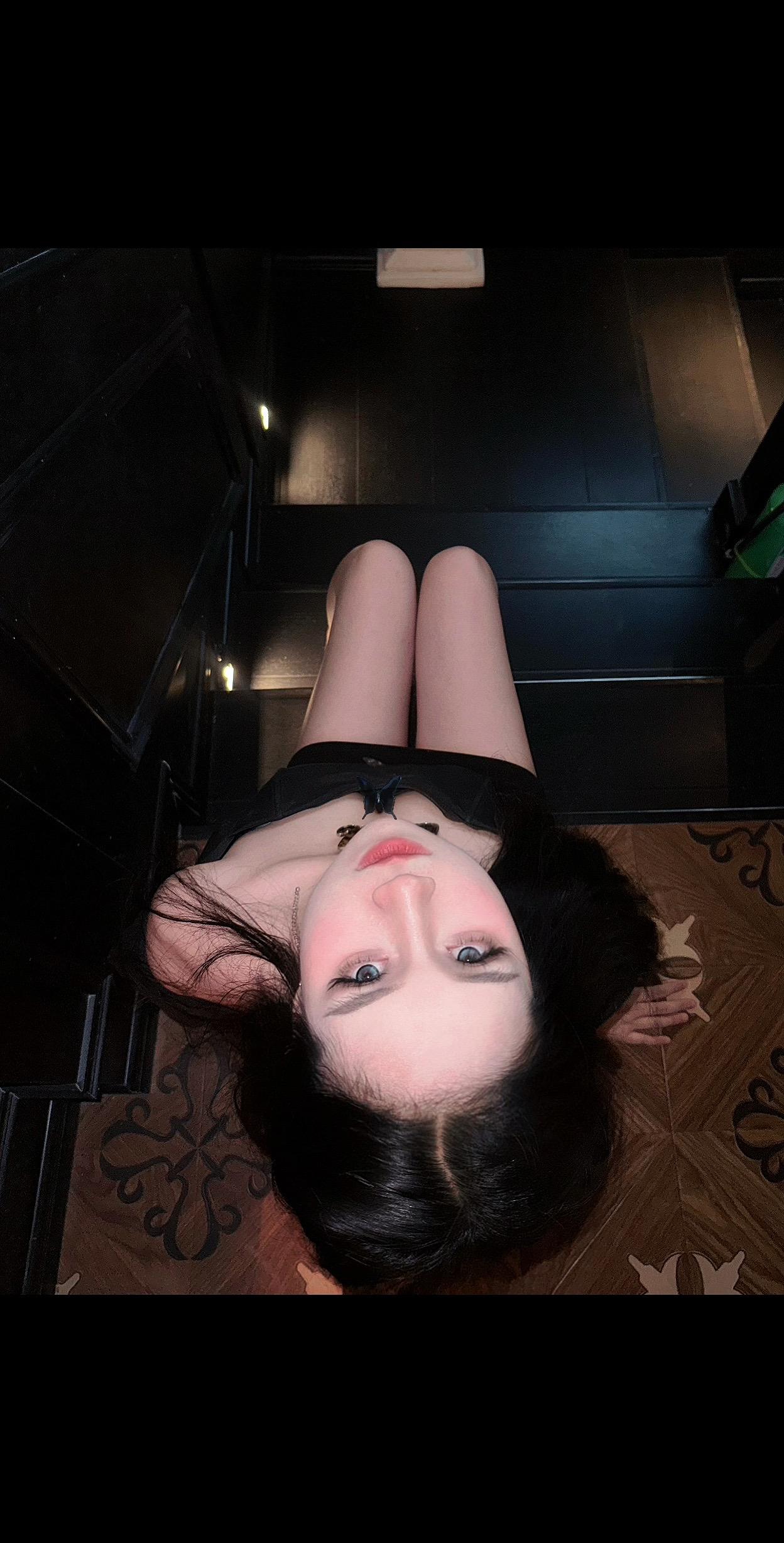 别玩金铲铲了 玩点能赢的 比如我的感情。