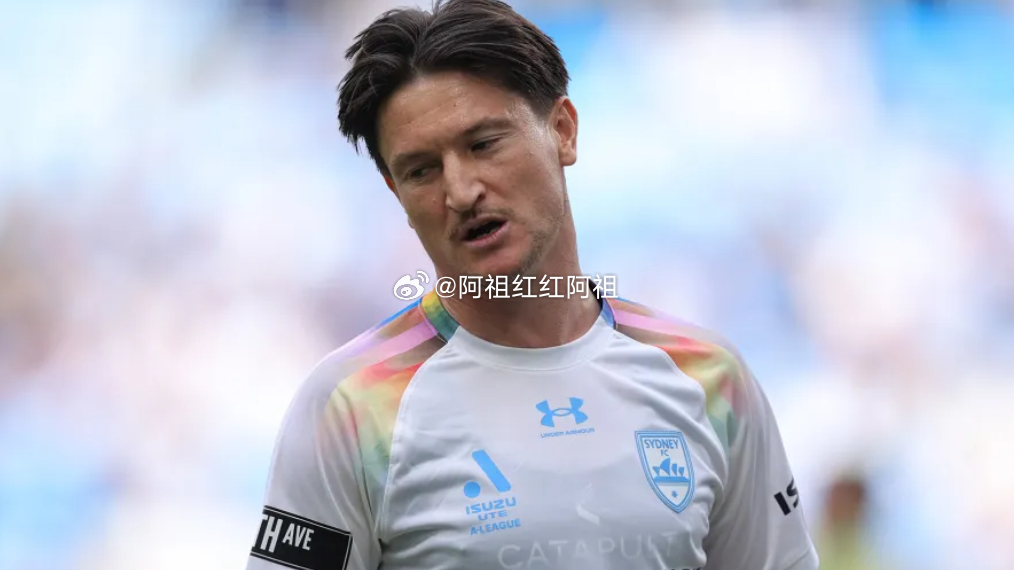 悉尼FC主帅塔拉伊在新闻发布会上确认，球队主力边锋罗里将因脚踝伤势接受手术，存在