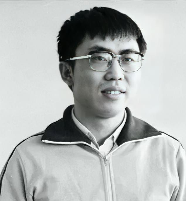 他9岁开始学棋，在多个半多世纪的围棋生涯中，为中国围棋的发展和捍卫国家荣誉都做出