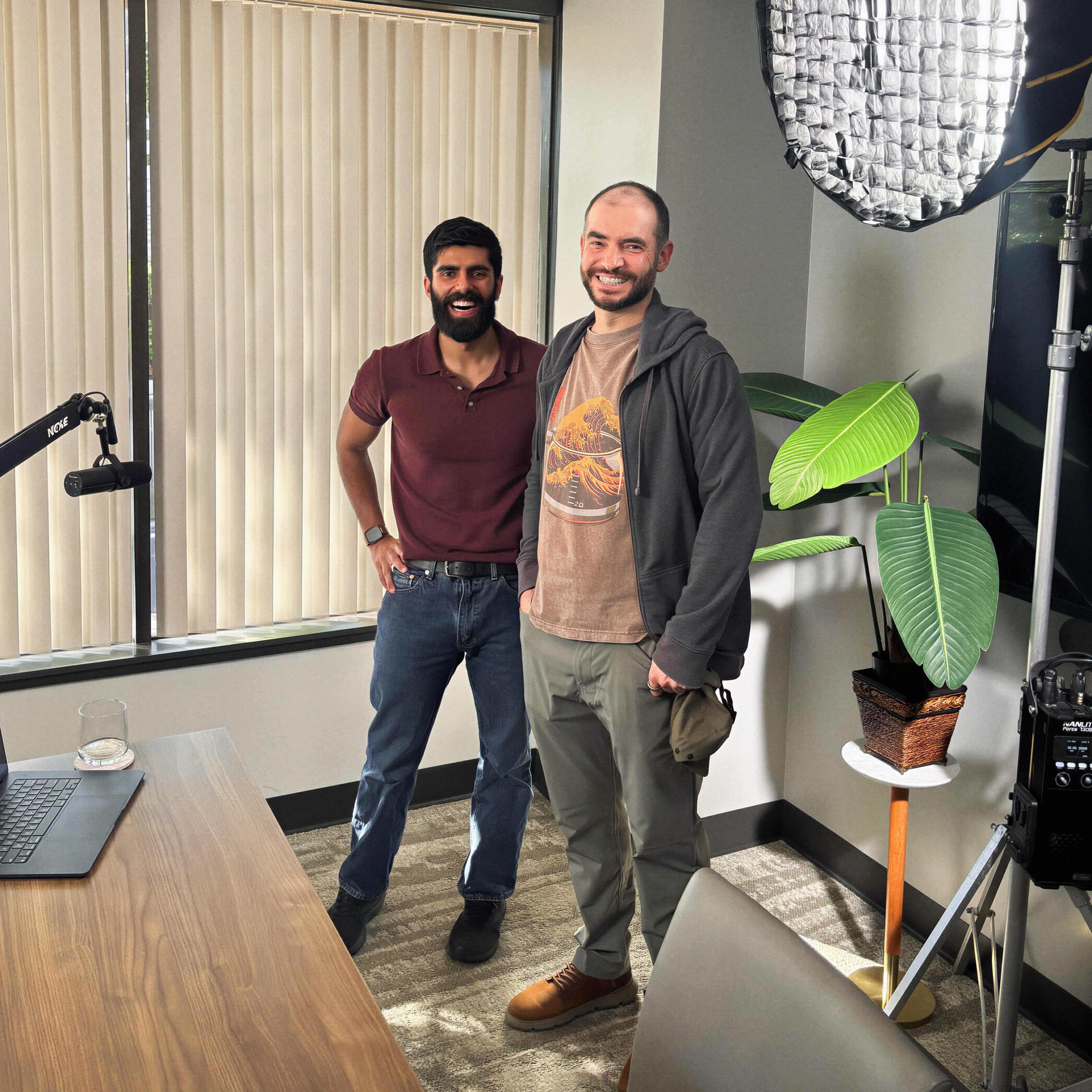 Ilya 和 Dwarkesh Patel 这个播客，还是讲了很多那种 AI 领