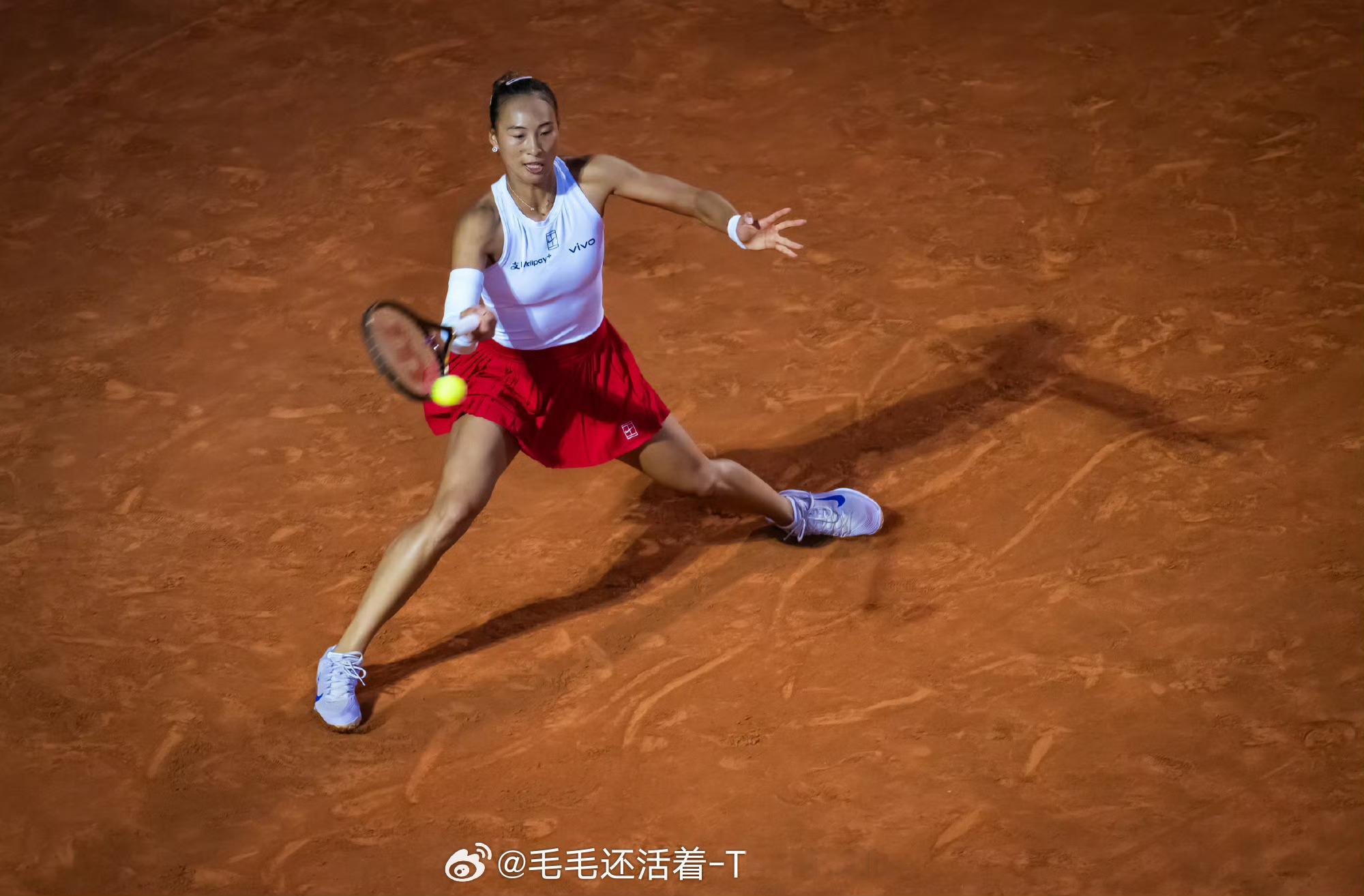 【郑钦文马德里晋级之路】第一轮：轮空第二轮：克鲁格/肯宁第三轮：莱巴金娜第四轮：