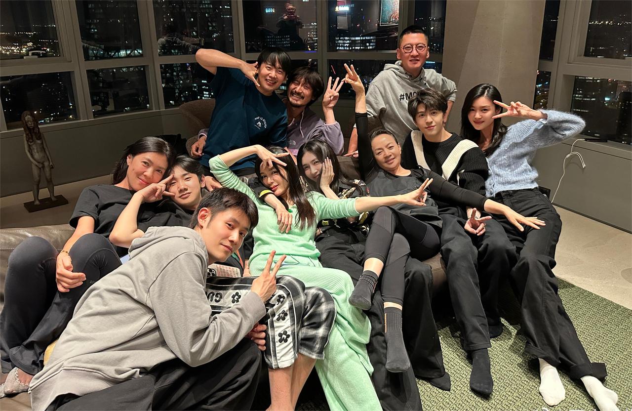 宋丹丹召集的私人聚会里，居然有汤晶媚。6月16日凌晨，周杰更新动态，称：丹丹姐的