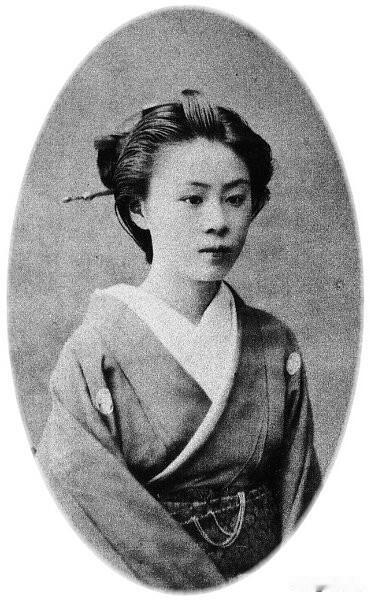 水户德川家夫人们的谥号||

水户藩主夫人除院号外，还有汉谥。

2代藩主夫人近