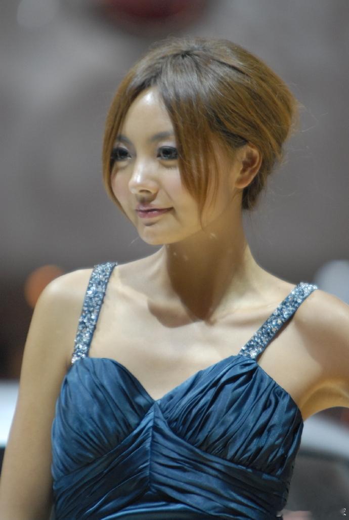 作为车展“探馆”的第一人，又到了我讲故事的时间了。崔啸讲故事 又到一年北京车展，