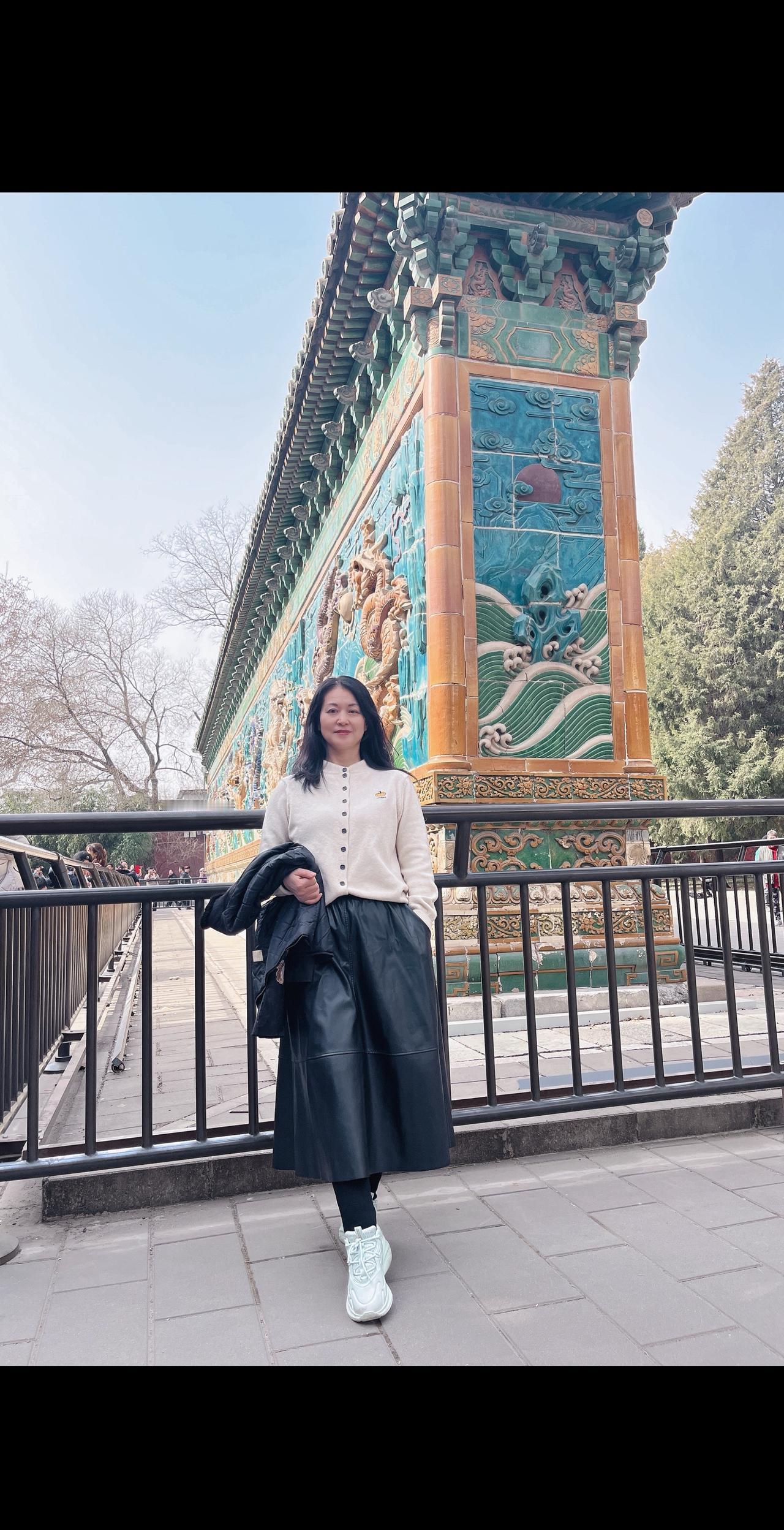 故宫看了，白塔看了，美食吃了，年过完了，收获就是涨了三斤肉，接下来的日子就是，狠