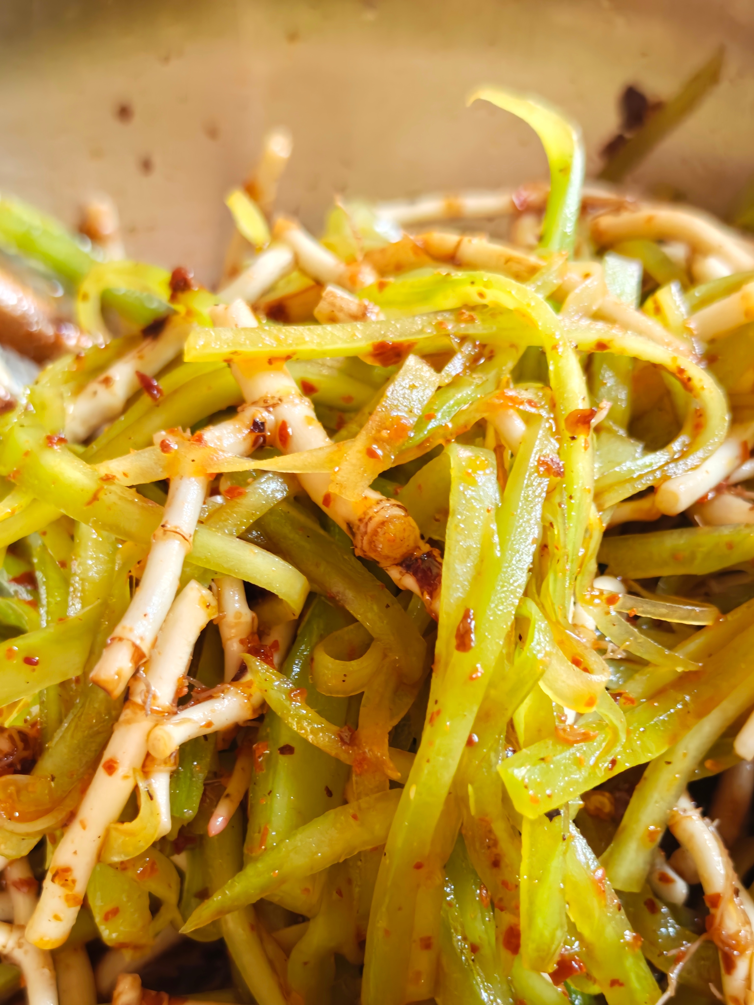 折耳根是世界上最恶心的食物