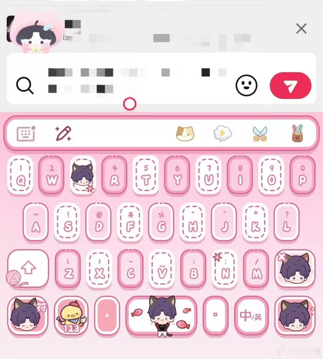 小咪还会趴在键盘上 