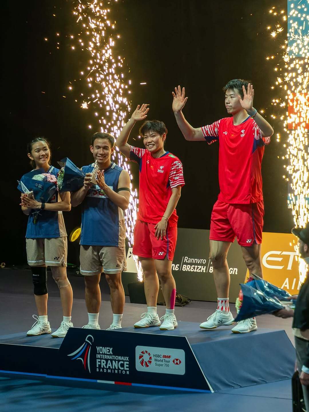 最后一张是神图来的 ​​​