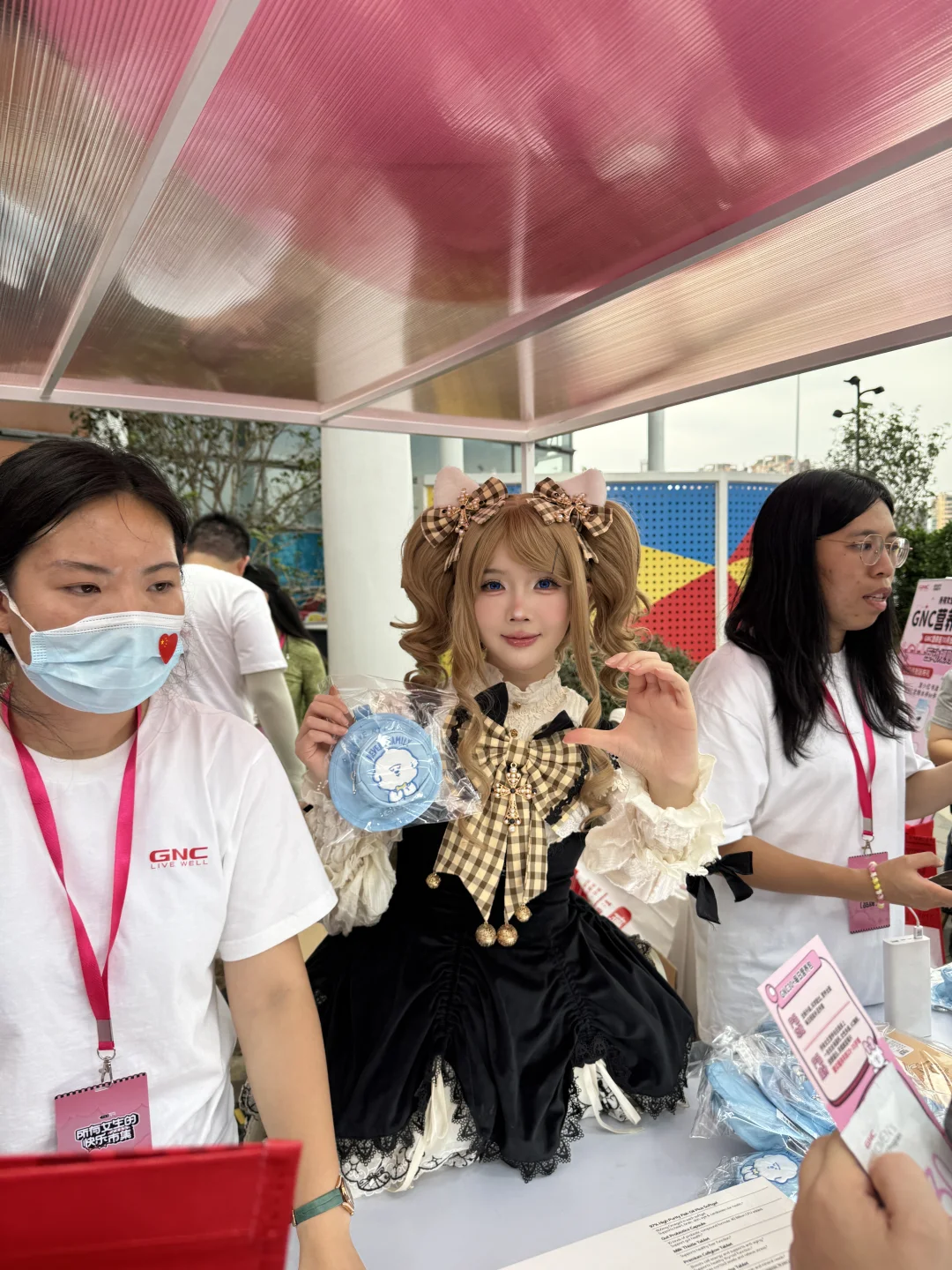 李佳琪集市人也太多了！