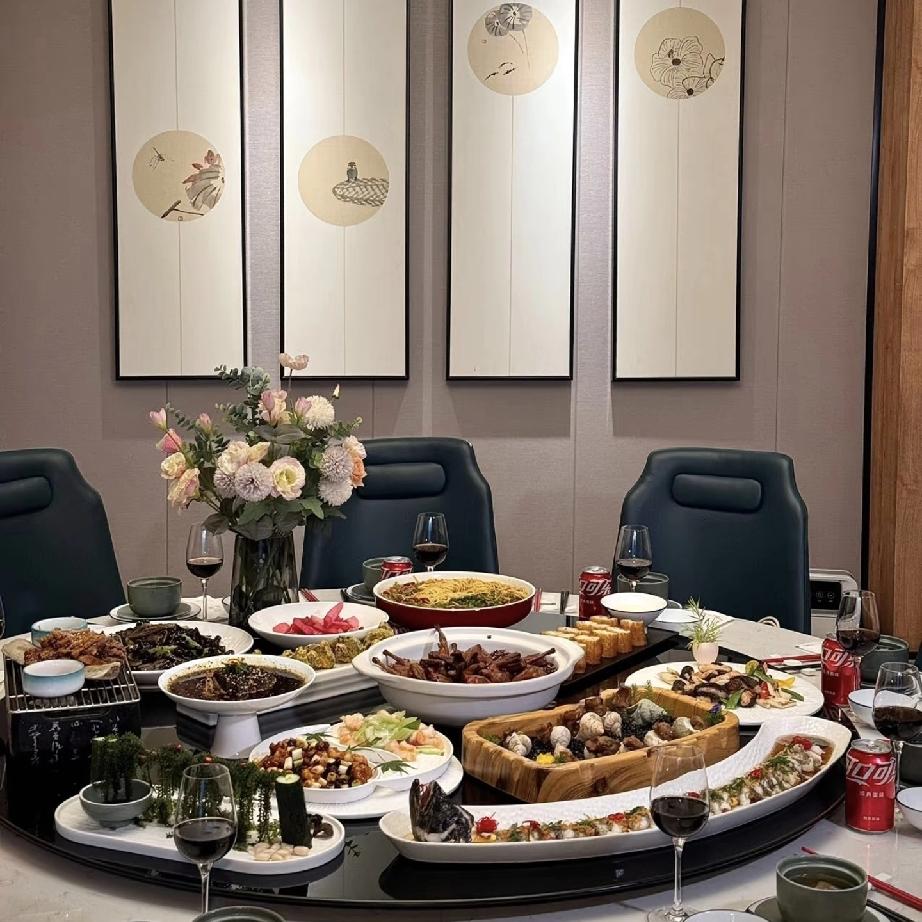 能者多劳，但凭什么能者白劳？

那次甩手不干后，世界反而清净了。

项目庆功会，