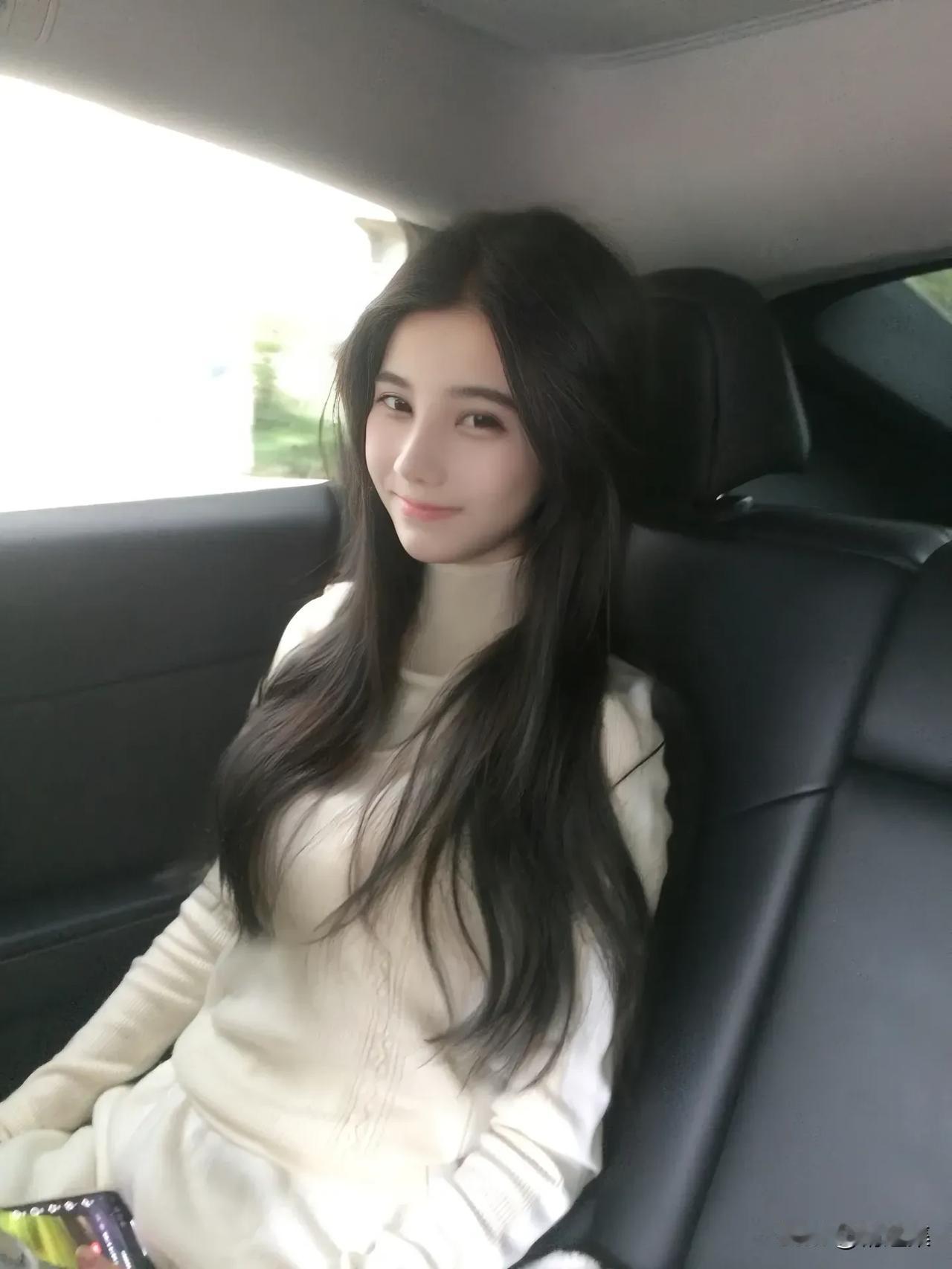 元气满满的一天，从微笑开始！😊🚗💕