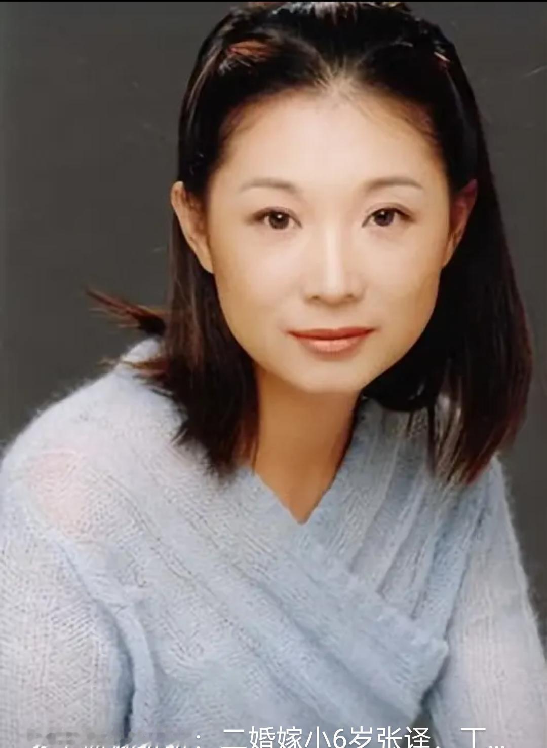 辞去央视铁饭碗，带着儿子嫁给张译，20年过去，才知道她有多明智
娱乐 明星