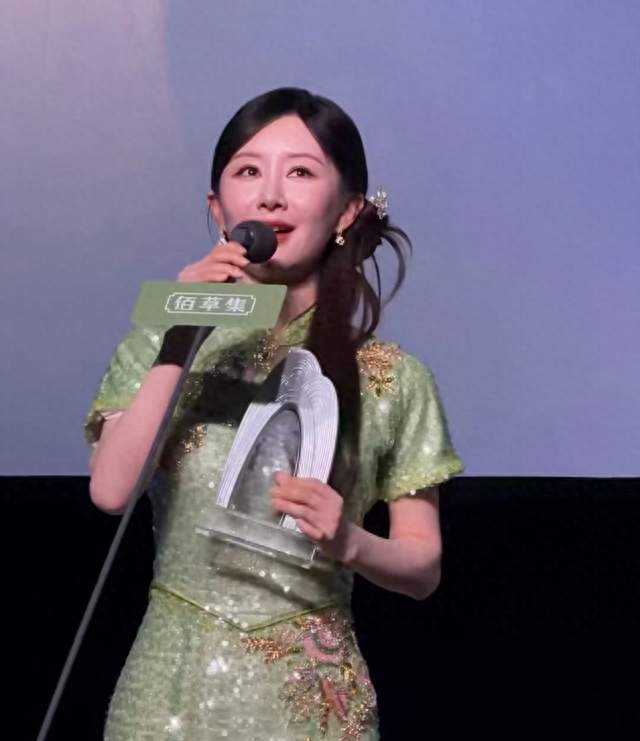 童年白月光舒畅活动生图引热议