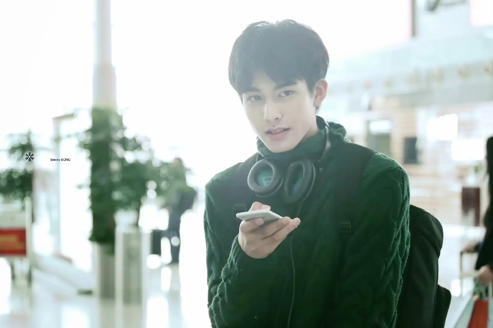 嗑颜bot 十六岁的宋威龙 