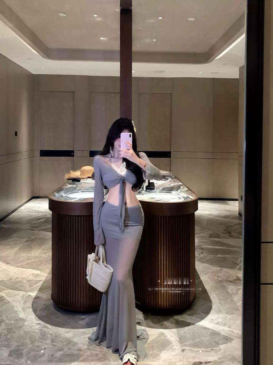 五一度假泳衣已就位！灰调网纱鱼尾美到发光泳衣  比基尼