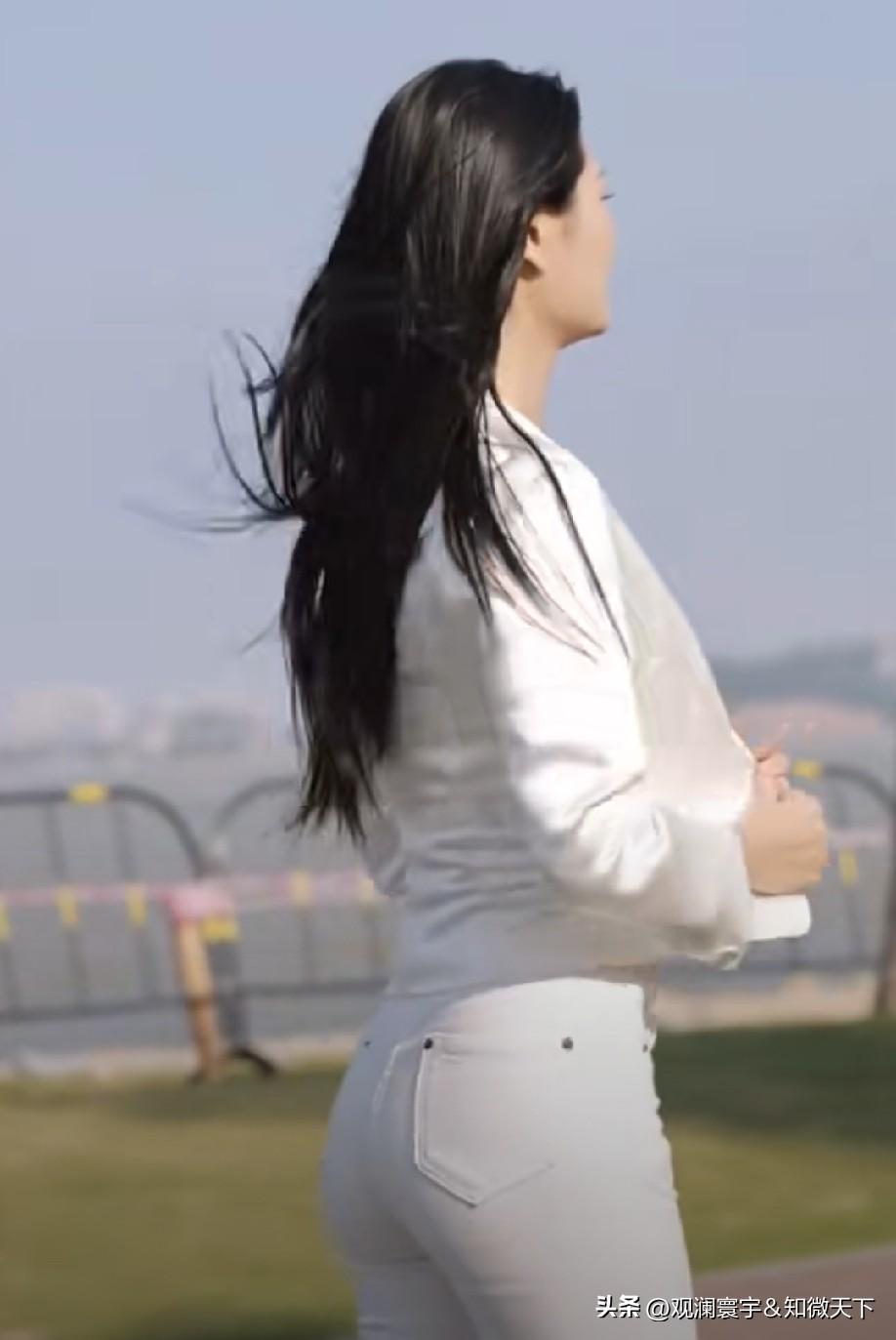 往事不回头，未来不将就。过去的遗憾、伤痛不再反复回味，纠结过往只会困住当下；往后