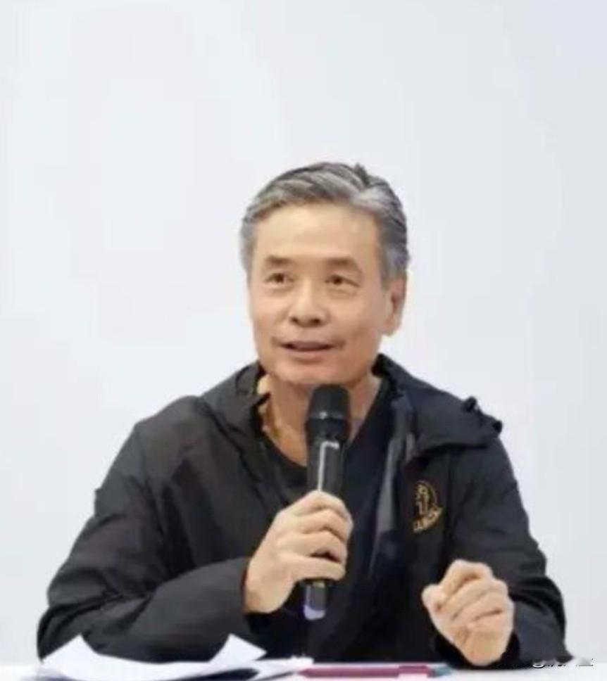 台岛金溥聪是国民党内部造成分裂的象征性人物！
金溥聪的争议性源于其兼具“马英九嫡