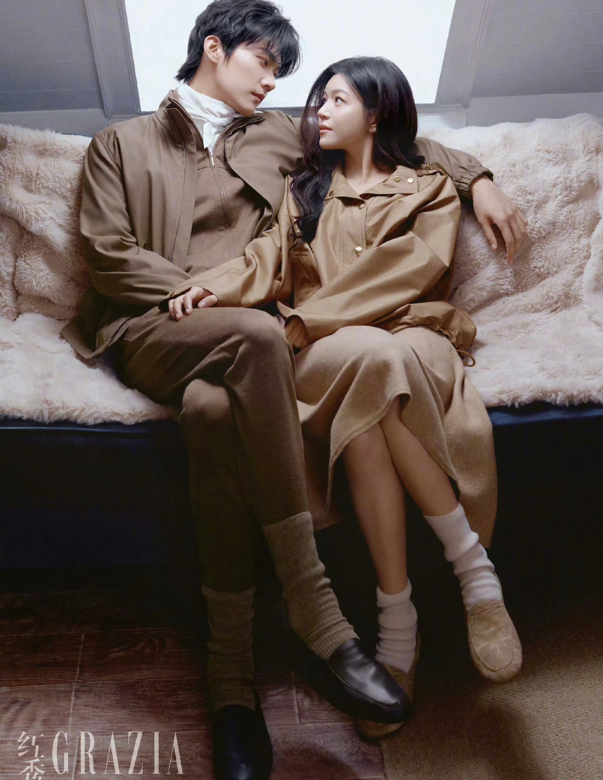 陈妍希周柯宇微博之夜合唱 陈妍希周柯宇微博之夜合唱ost《早安晚安》，期待！！ 