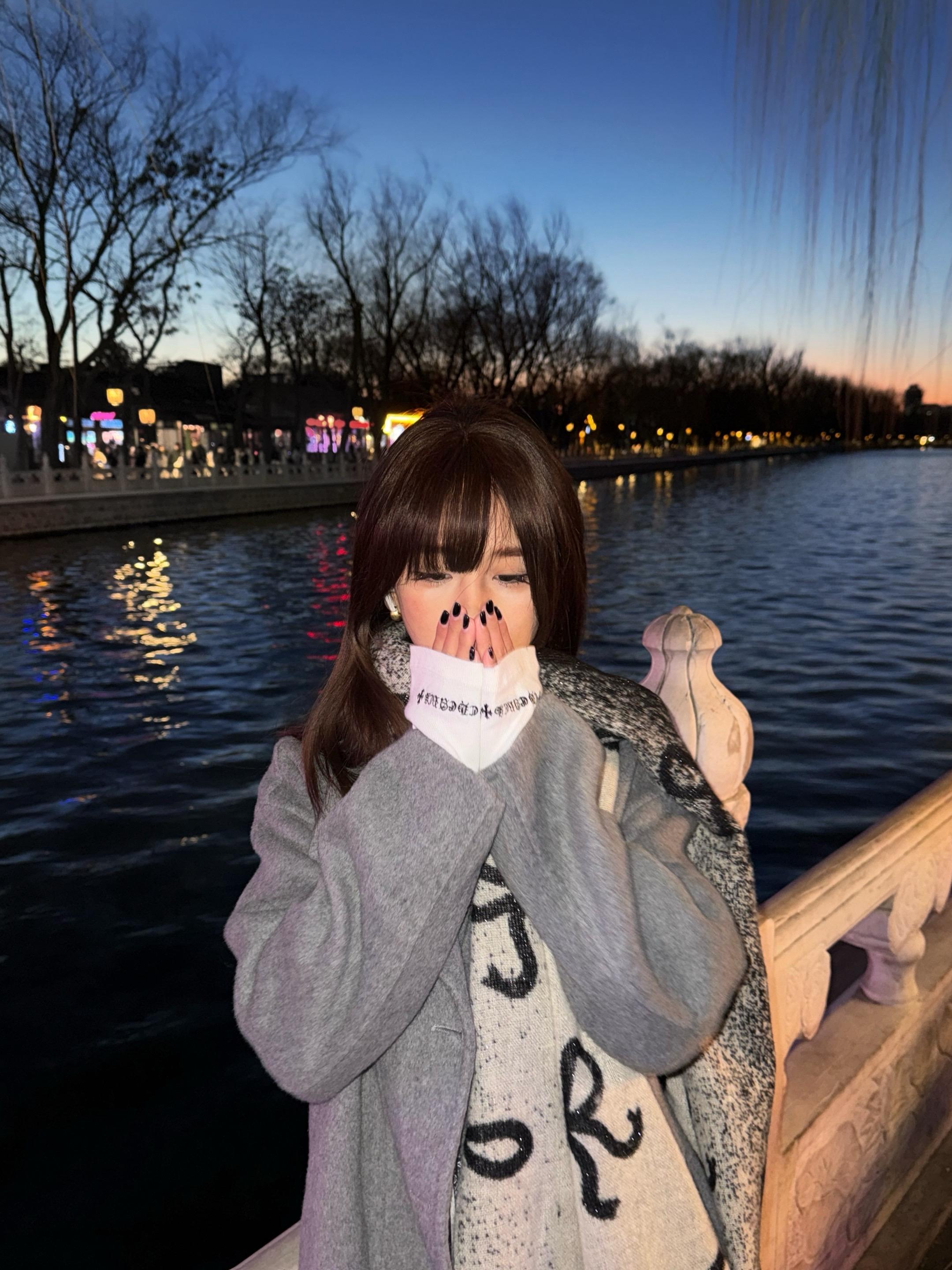 人生不止这一片什刹海。