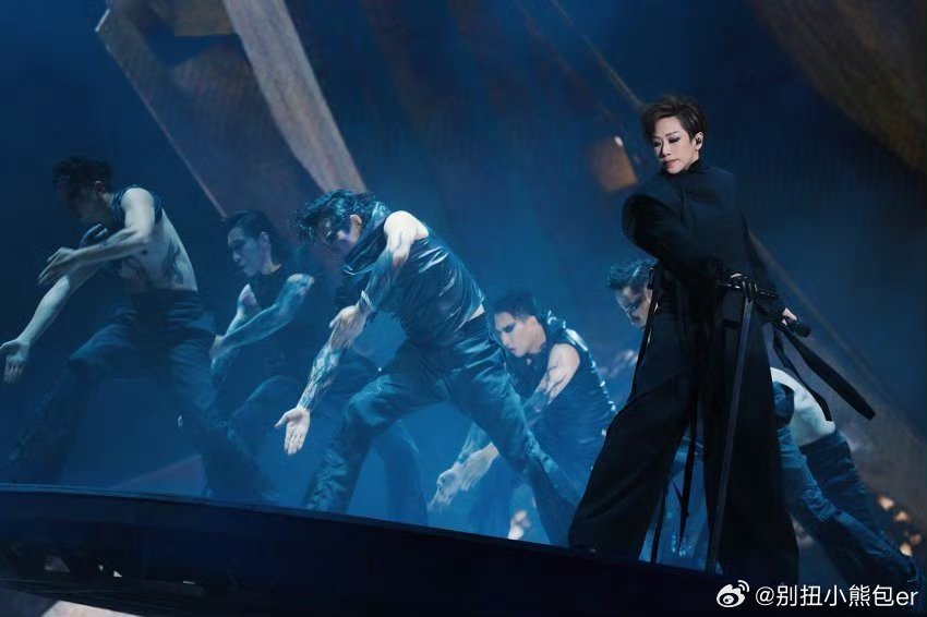 林忆莲铁了心要养梦女不敢想林忆莲演唱会有多少开水壶林忆莲《回响：终章》2026巡