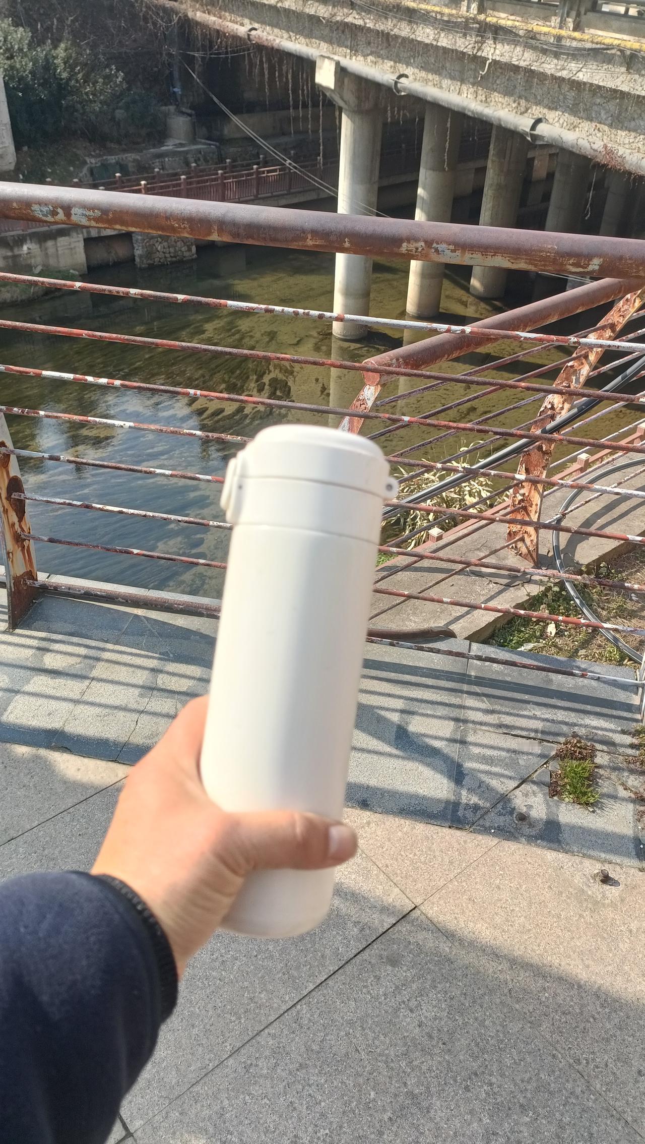 人老了，要把所有的钱都交给儿女吗不能，最起码要留有自己的养老钱，给儿女那是遗产，