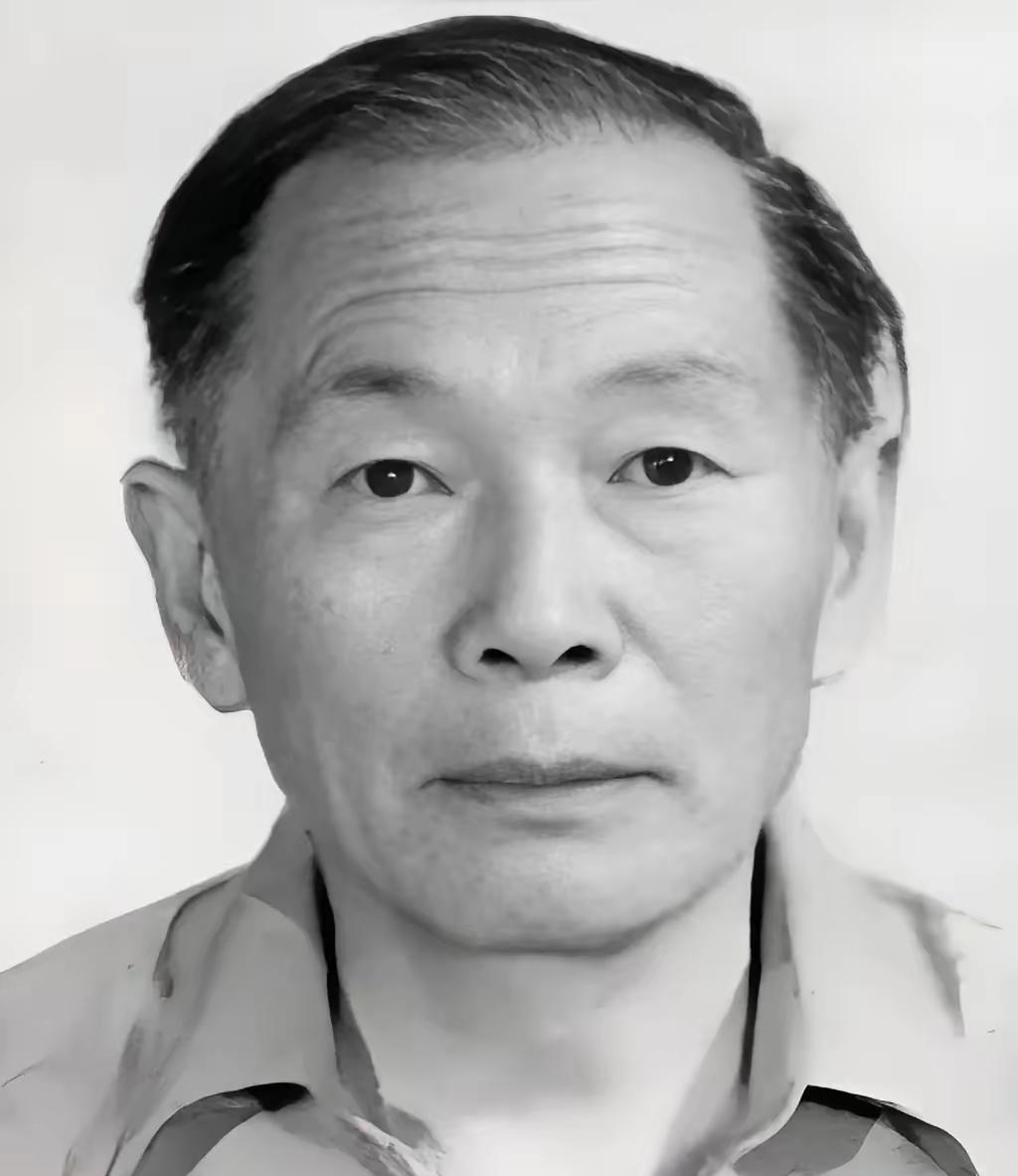 20次的轮番策反！中情局甩出绿卡别墅高薪利诱，湖南数学家始终守住中国密码底线！