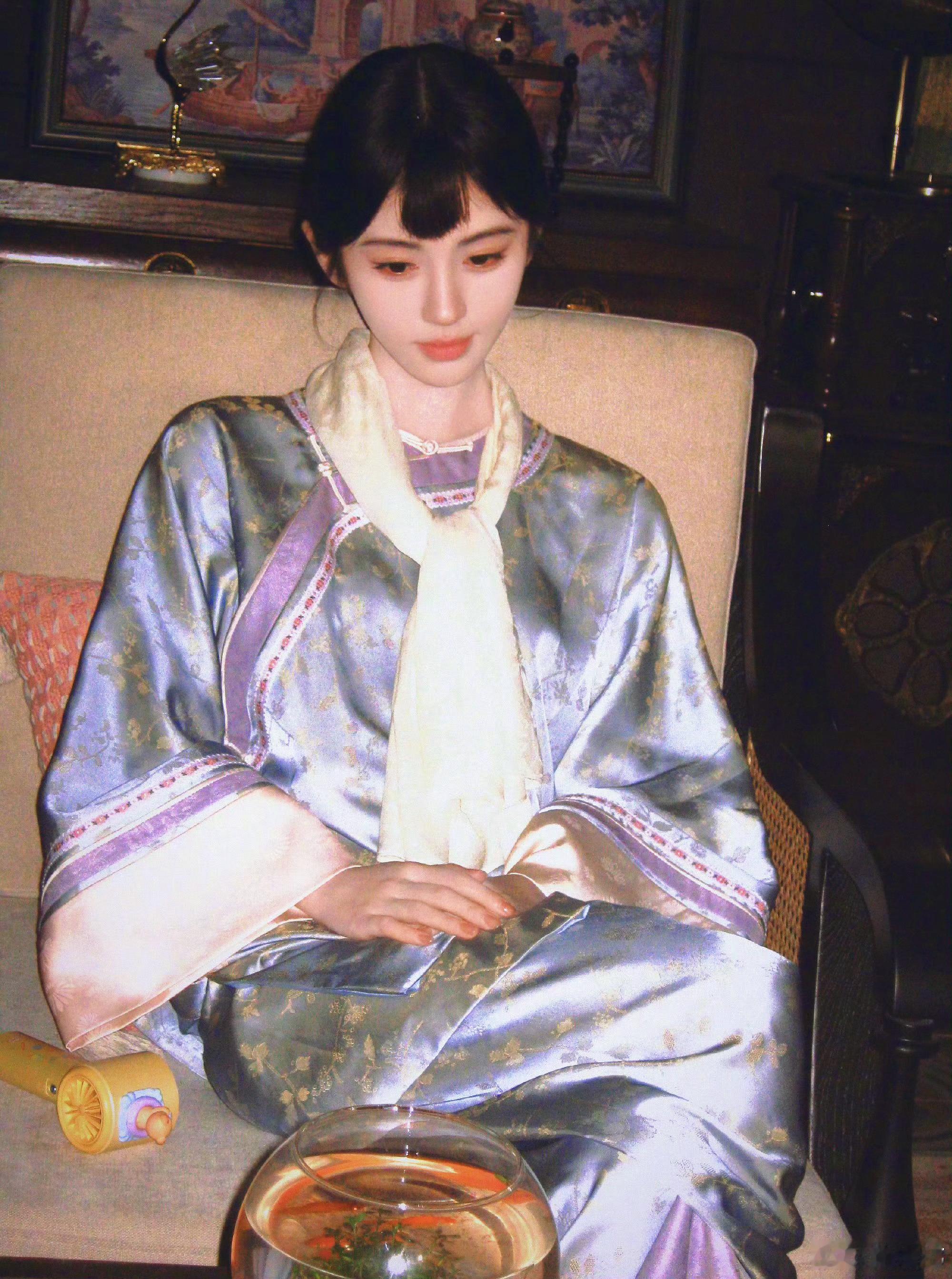 怎么就撕输了？《万花世界》明确原主3分钟戏份给个台阶就下呗，难不成一直让鞠婧祎为