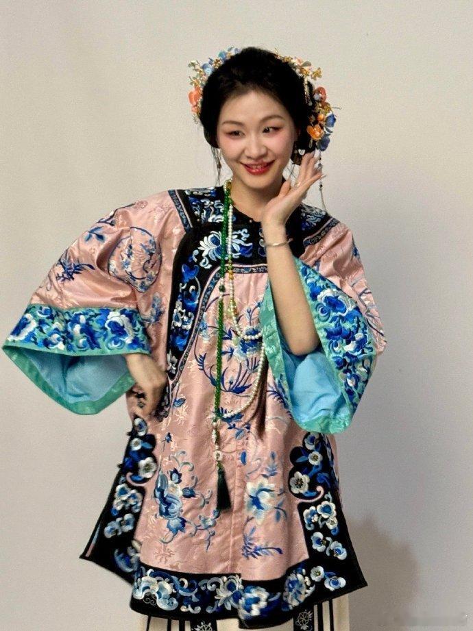 金靖又带来惊喜造型，容貌气质大变，美的让人认不出… ​​​
