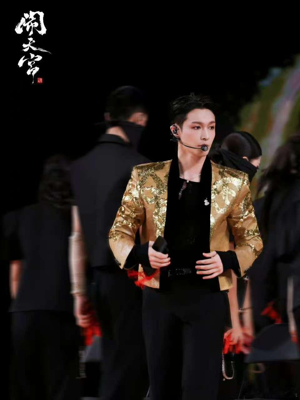 张艺兴满格热能张艺兴激燃摩登张艺兴满格热能，激燃摩登，[爱你][爱你][爱你] 