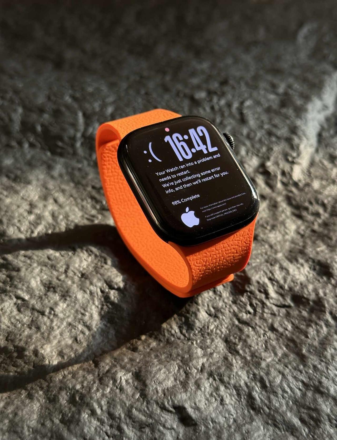 iwatch12古铜色也可以驾驭果粒橙色！！
s12 iwatch表带 iwat