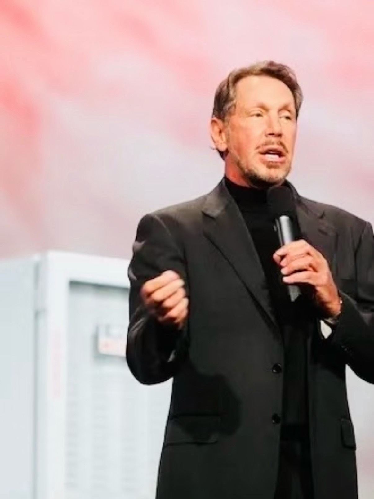 甲骨文3万人一觉睡醒工作没了都说AI会取代人类，没想到会是这样的方式！甲骨文怒裁