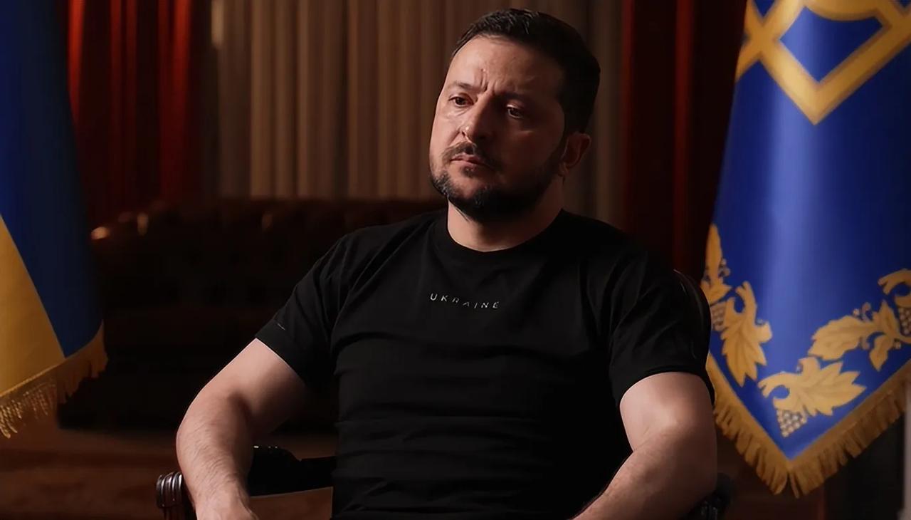 泽连斯基在接受媒体采访时表示，中国比俄罗斯更强大。这句话一经发布，立即引起了不少