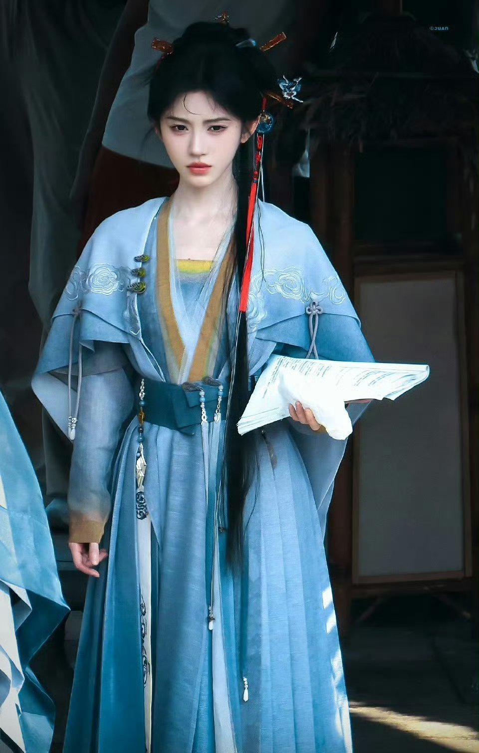 鞠婧祎来战蓝衣阿黛路透阿黛新皮肤🈶鞠婧祎你好美[泪][泪][泪][泪] ​​​