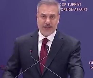 目的美国不断增兵中东地区，一时间战争阴云笼罩在伊朗上空，让波斯湾地区不再平静，许