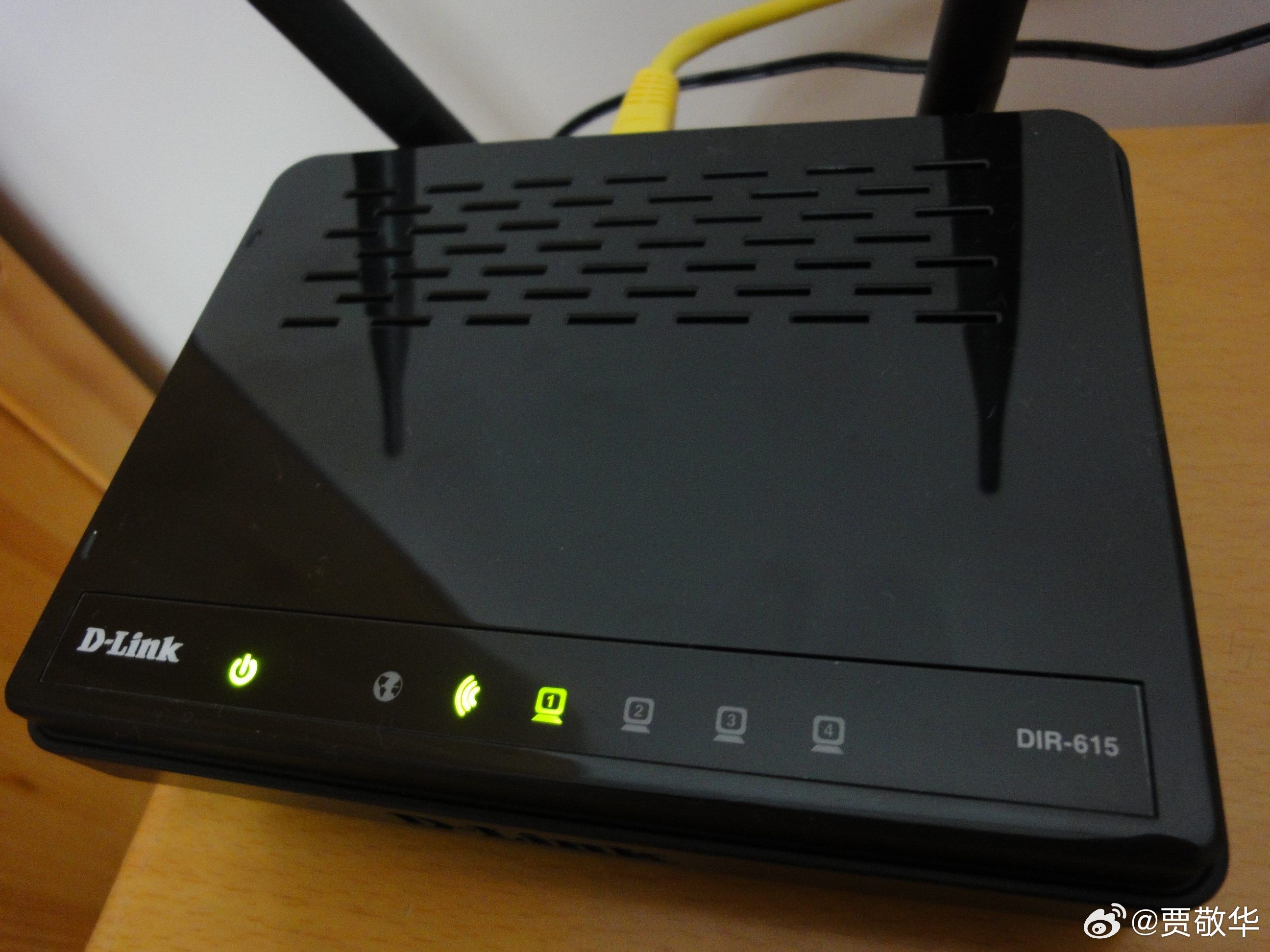 刚才遇到了一个奇怪的故障，手机可以连接Wifi但无法上网，音箱无法连接Wifi。