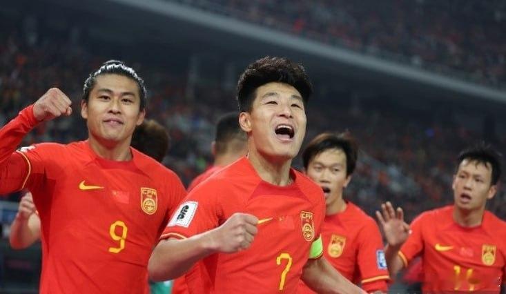 邵佳一主场首秀+武磊百场！国足今夜迎战泰国国际友谊：中国vs泰国国足在结束客场与