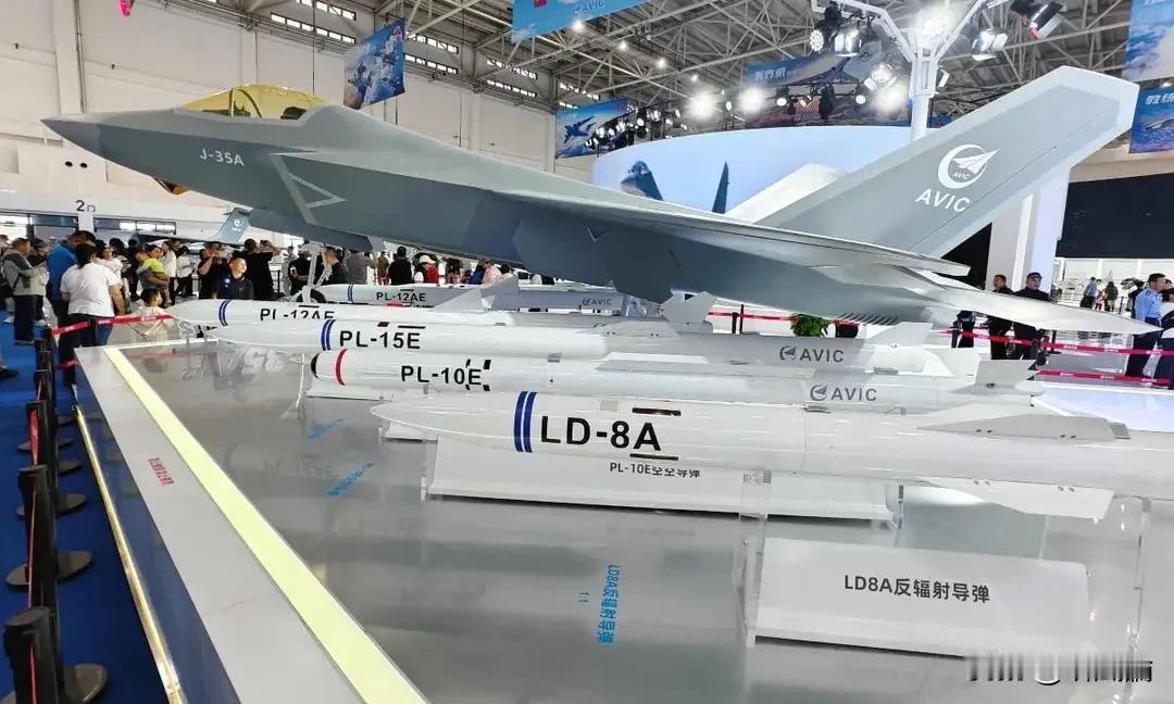 歼35配上新导弹，台岛雷达要抓瞎？

据美国《防务观察》11月4日说，中国整出来