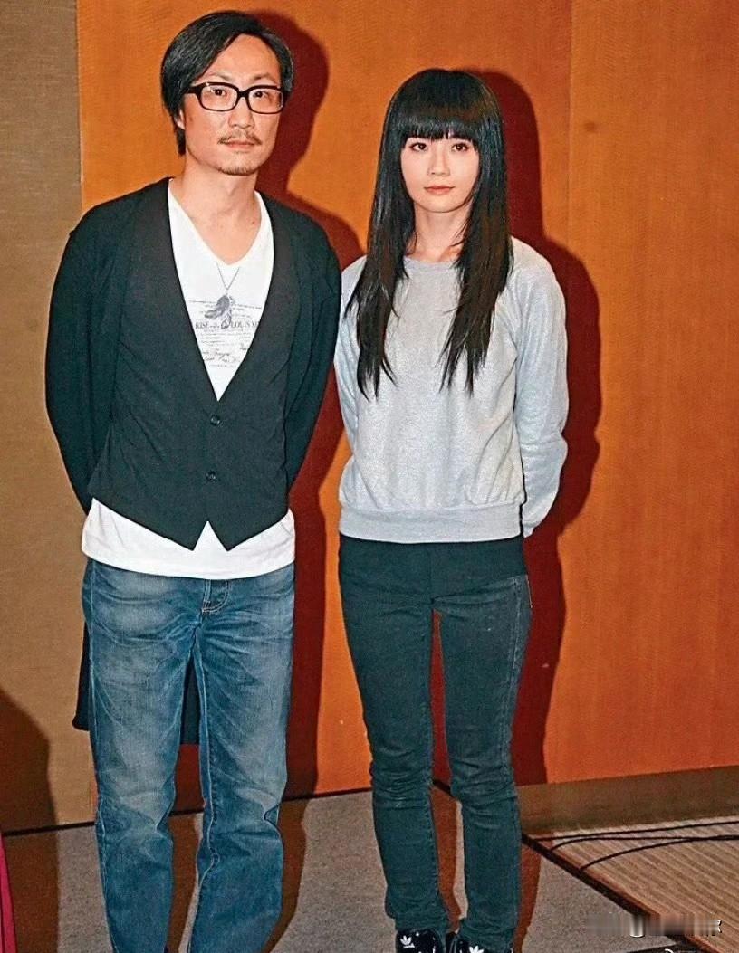 43岁的蔡卓妍官宣再婚，还是熟悉的“平地一声雷”风格，一如当年隐婚离婚时的利落。